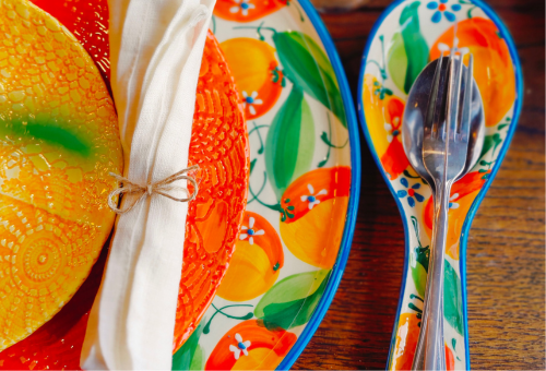 Tallerkner og skeholder fra Casa Jada