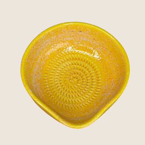 Rústico Amarillo - Rasper med hældetud| Casa Jada